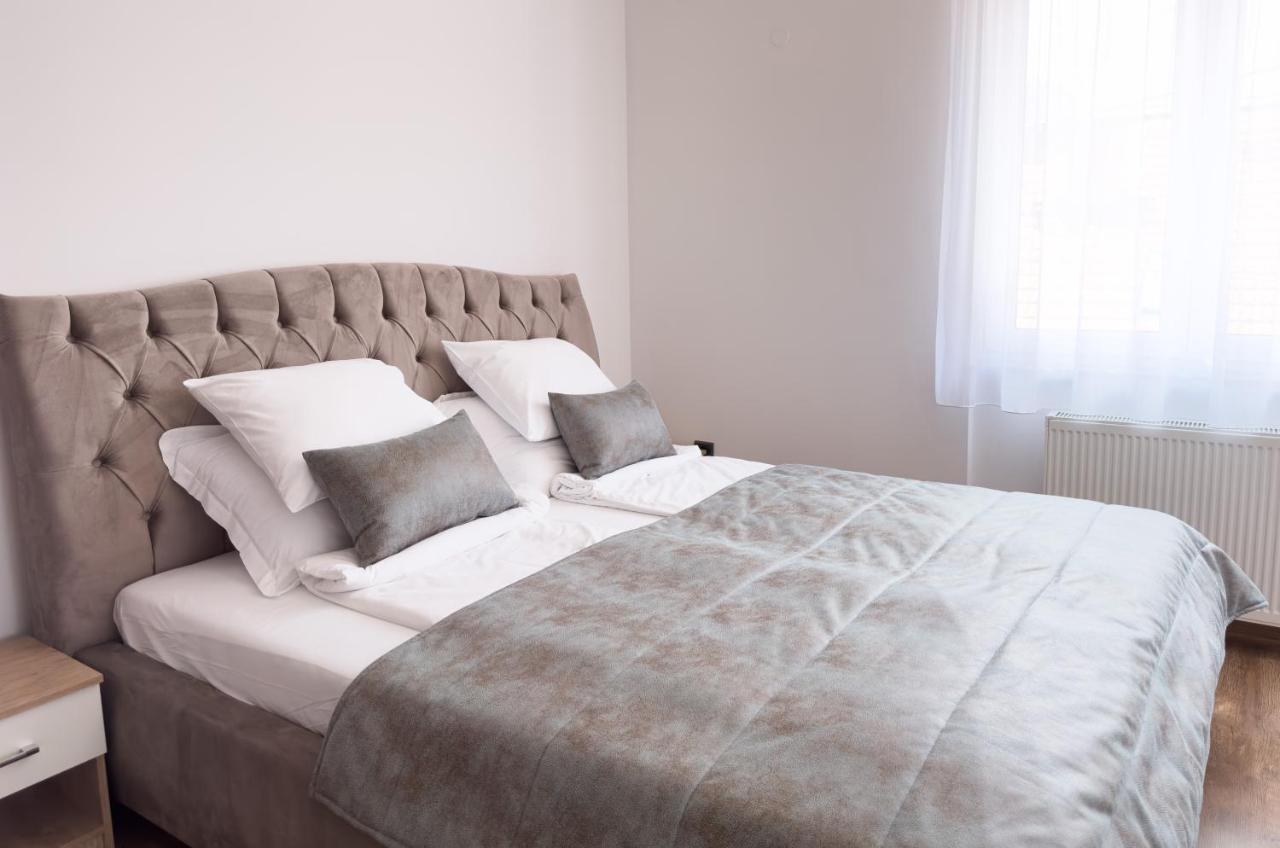 Luxurious And Cosy Brick Apartment - Free Private Parking Saraybosna Dış mekan fotoğraf