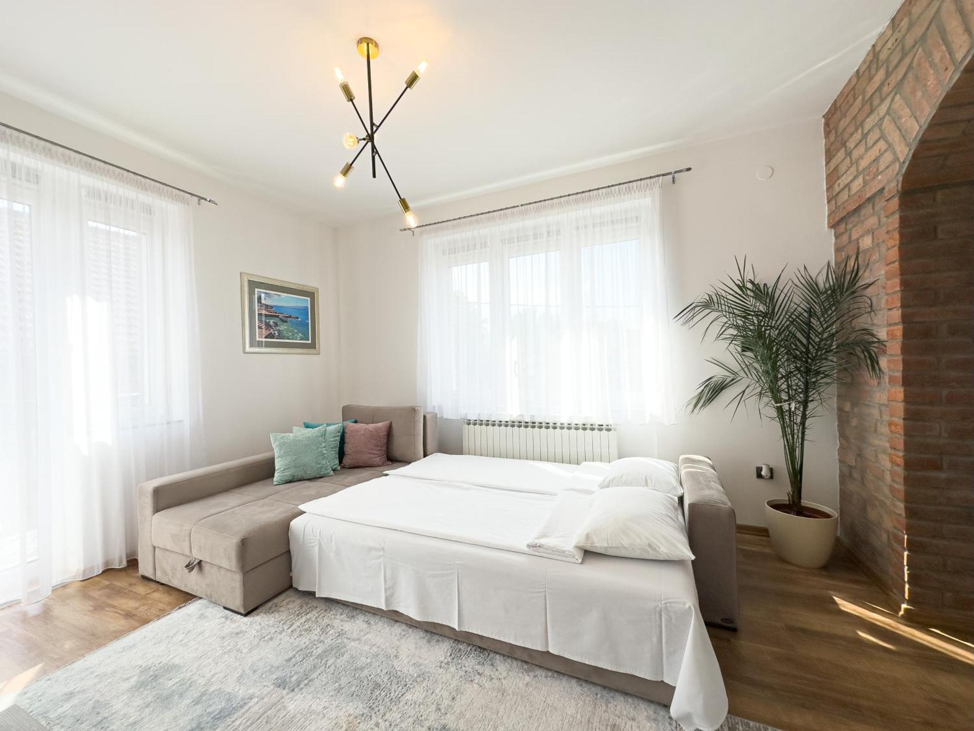 Luxurious And Cosy Brick Apartment - Free Private Parking Saraybosna Dış mekan fotoğraf